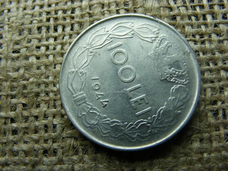 Román 100 lei, 1944