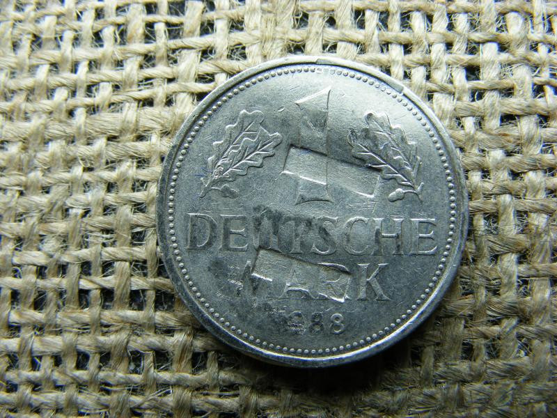 1 márka bankpénz, 1988, érvénytelenített