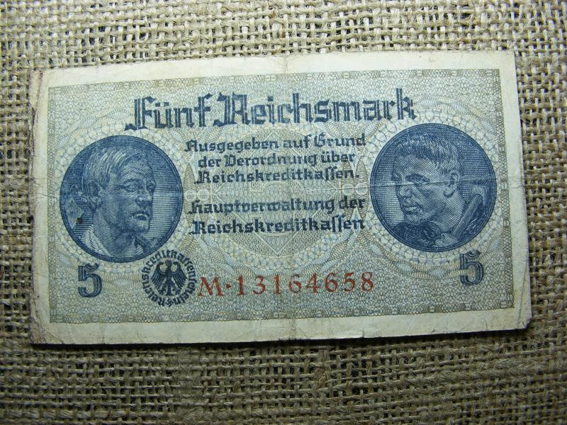 Birodalmi 5 márka bankjegy, 1939-1944, horogkeresztes