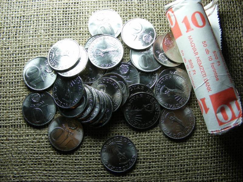 10 forintos érme, 1976, verdefényes, MNB rolin