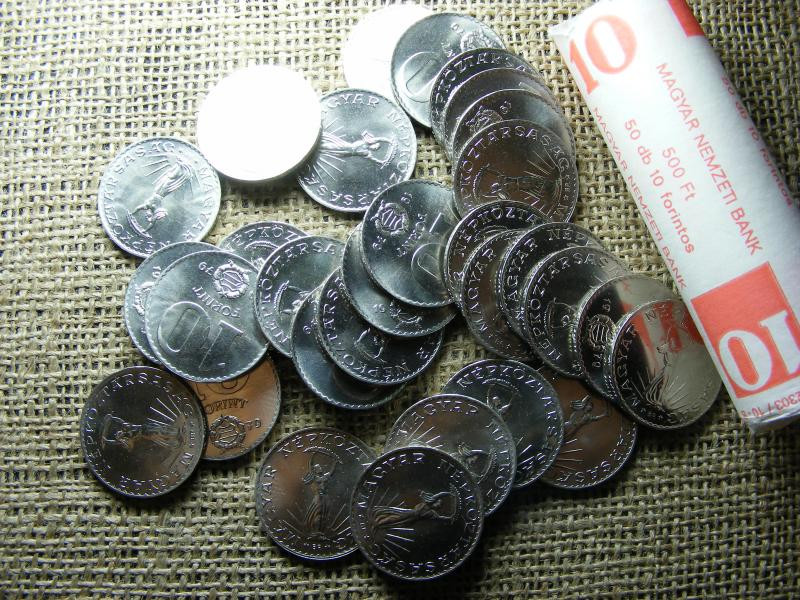 10 forintos érme, 1979, verdefényes, MNB rolniból