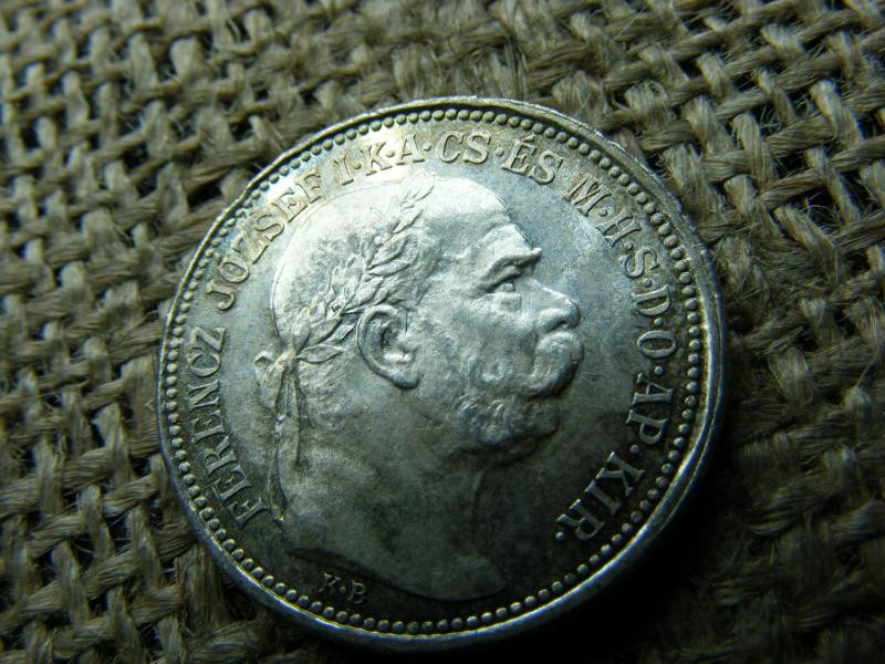 Ezüst 1 korona, 1915, enyhén félrevert