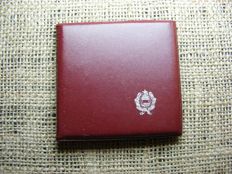 100 forintos érme, 1982, foci, tokban