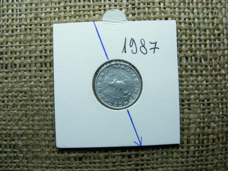10 fillér 1987, verdehibás, elfordult