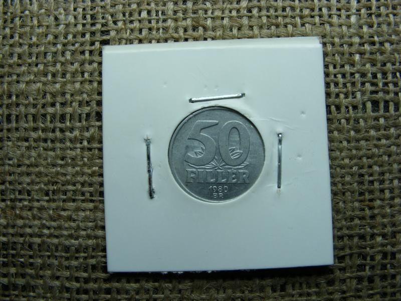 50 fillér, 1980, verdehibás, elfordult