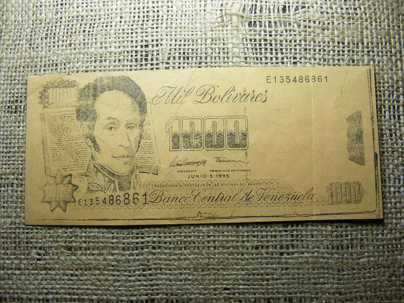 Színházi kellékpénz, 1000 bolivares, 1995