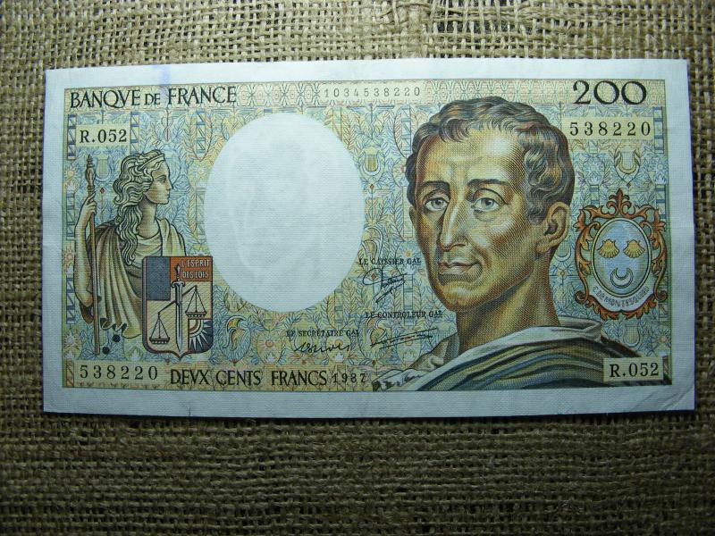 Franciaország 200 frankos bankjegy, 1987, V2