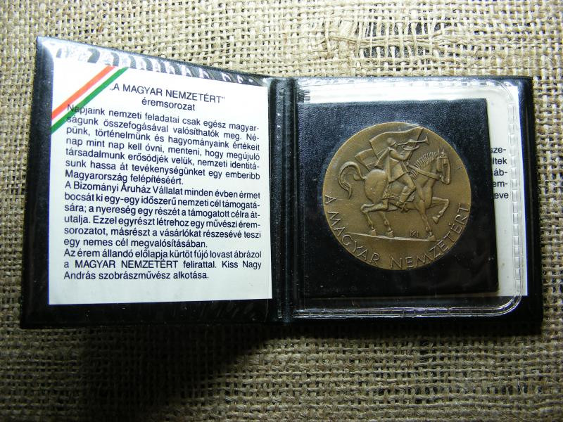 Tokos Emlékérem, 1989, A Magyar Nemzetért, bronz