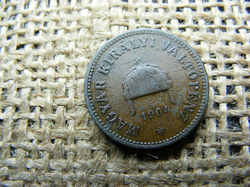 2 fillér, 1904, korona kori érme
