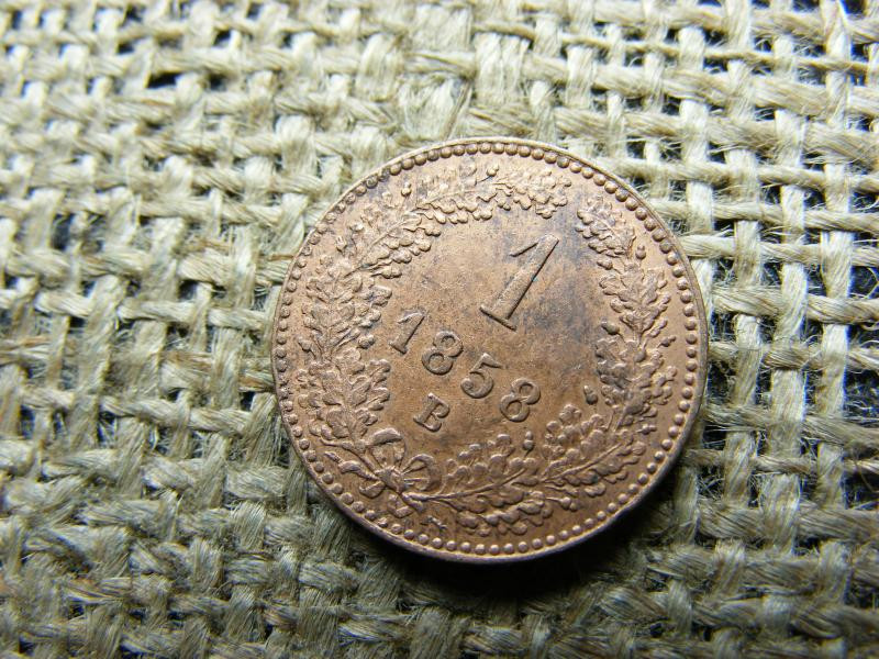 1 krajcár 1858 B, Ferenc József korona