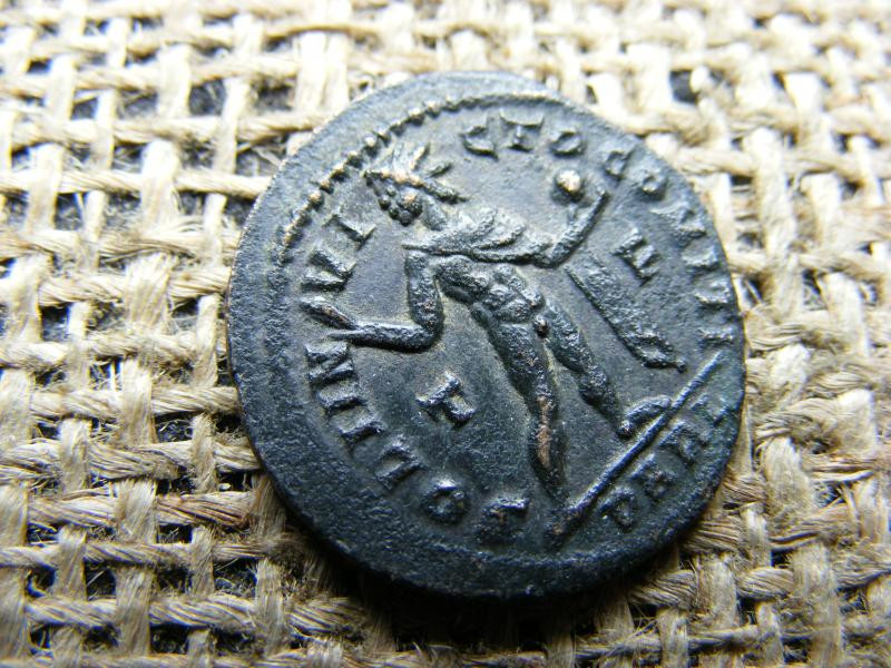 Nagy Konstantin redukált follis, 4. század