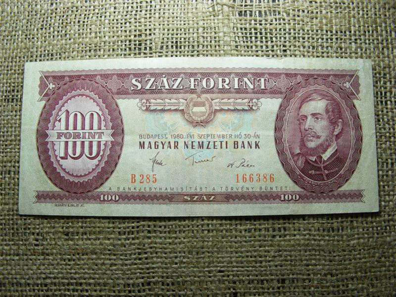 100 forintos bankjegy, 1980