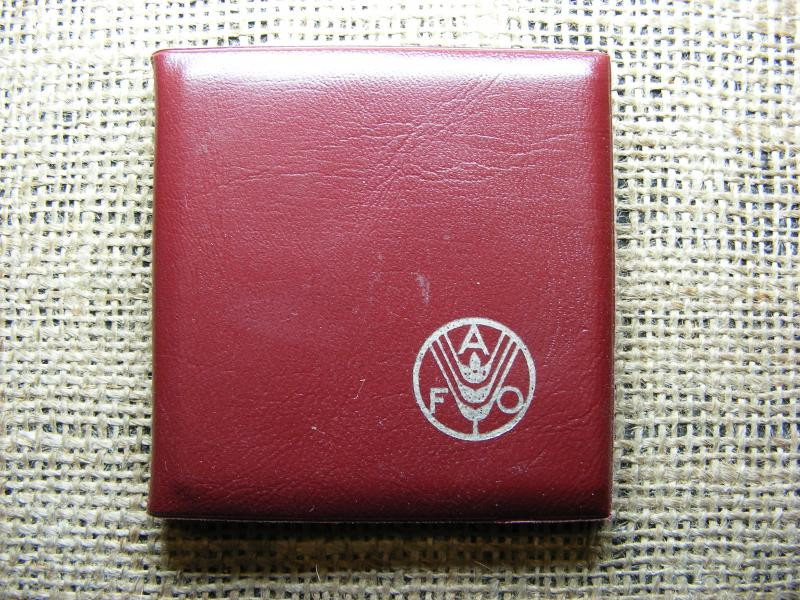 100 forintos érme, 1983, FAO