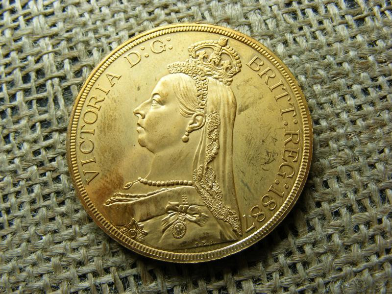 Hibernia Tuaetur Unita Deus Victoria Érem