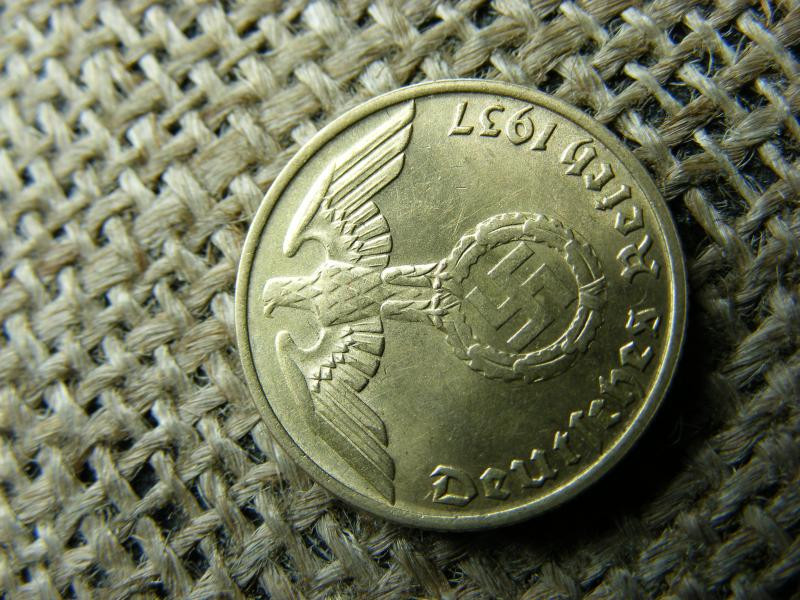 Birodalmi 10 pfennig, 1937 D