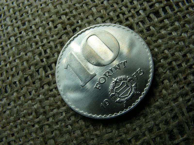 10 forintos érme, 1973, verdehibás, idegen anyaggal