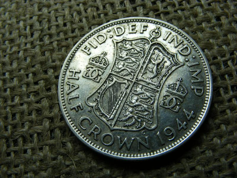 Egyesült Királyság 1/2 korona, 1944, ezüst