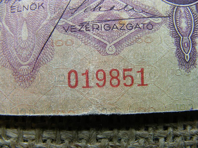 100 pengő bankjegy, 1930, születési év 1985