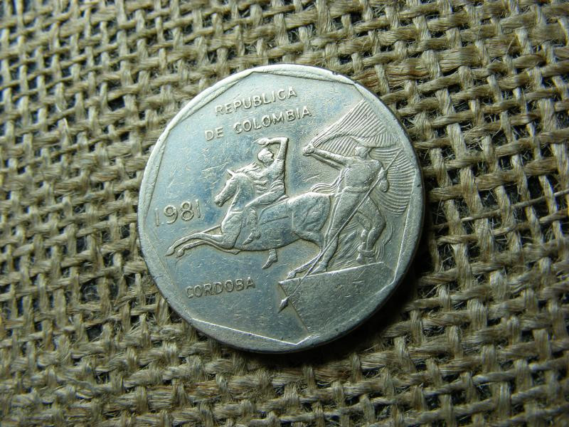 Kolumbia 10 pesos, 1981