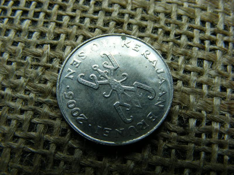 Brunei 10 sen érme, 2005, Hassanal Bolkiah