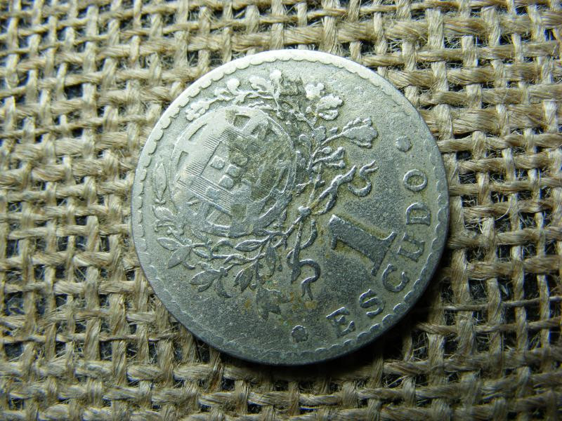 Portugália 1 escudo, 1945