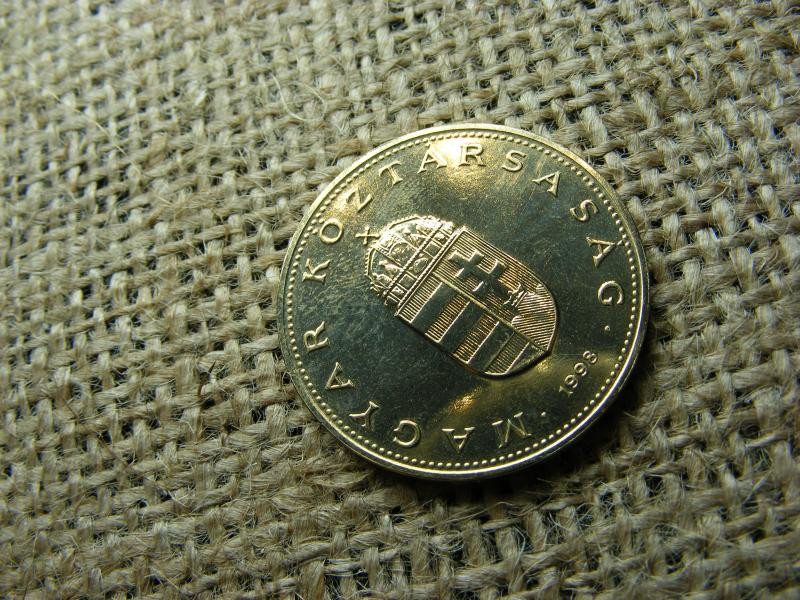 100 forintos érme, 1998, ritka BU