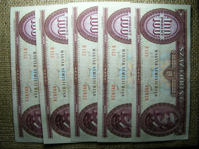 100 forintos bankjegy, 1995, UNC, 5 db sorszámkövető