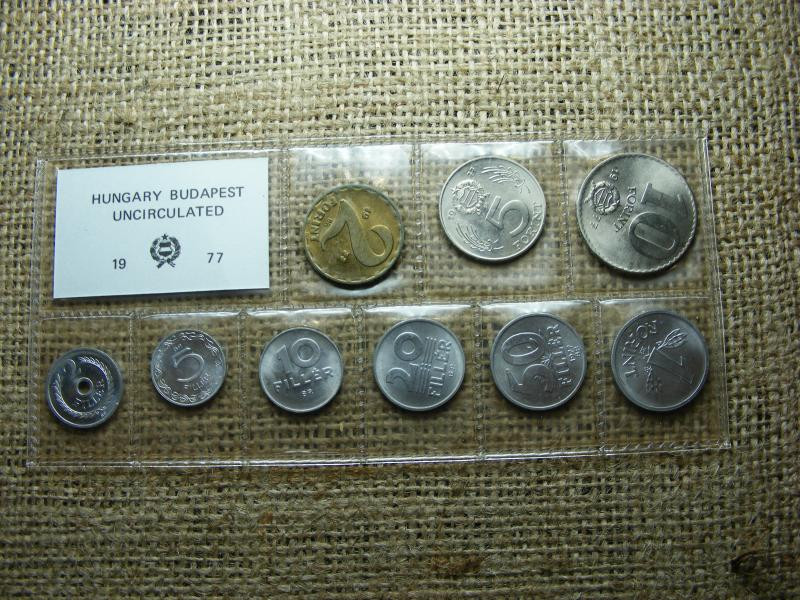 Forgalmi forint és fillér sor, 1977, fóliás