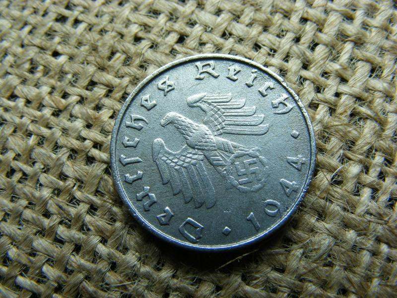 Birodalmi 10 pfennig, 1944 B