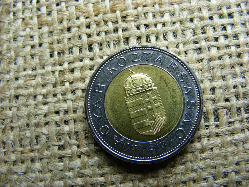 100 forintos érme, 2011, bicolor, BU