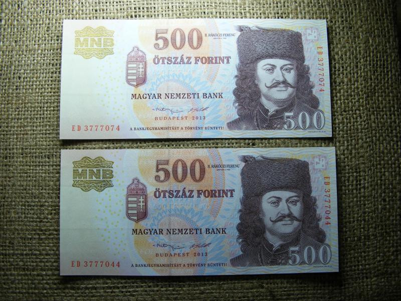 500 forintos bankjegy, 2013, UNC, sorszámközeli pár