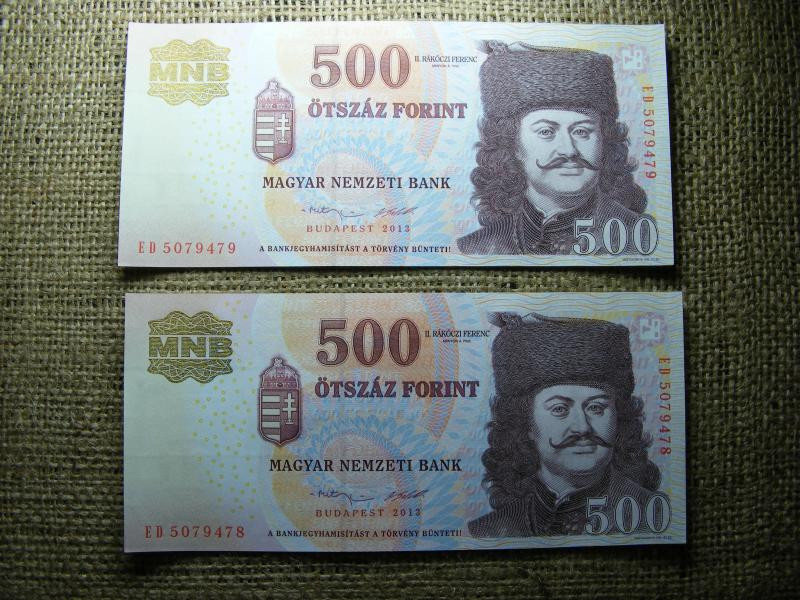 500 forintos bankjegy, 2013, UNC, 2 db sorszámkövető