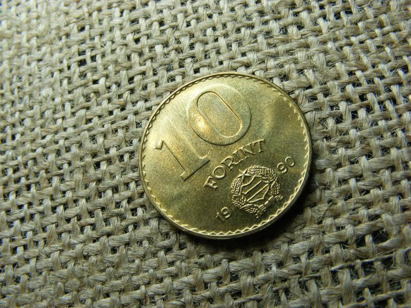 10 forintos érme, 1990