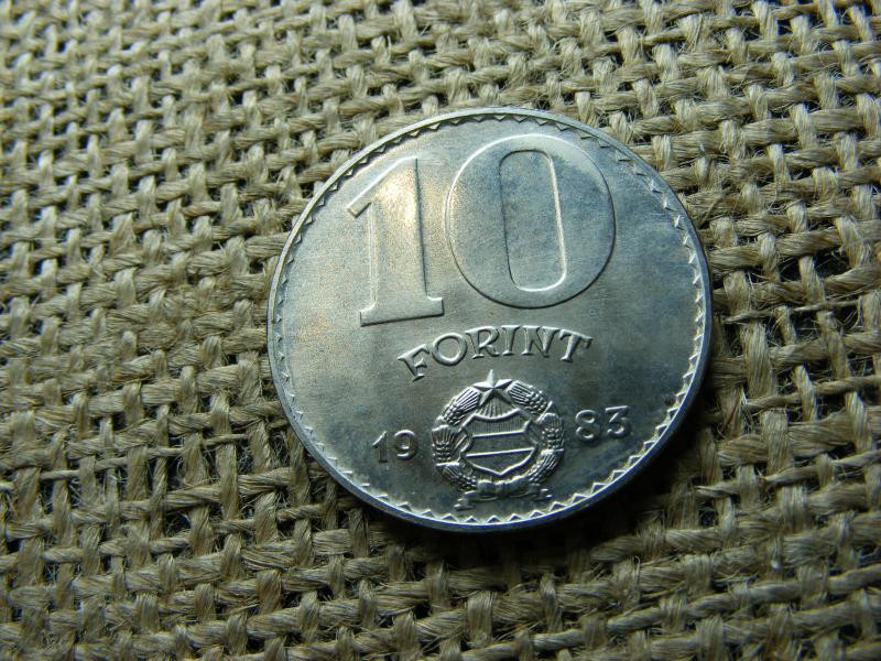 10 forintos érme, 1983, FAO