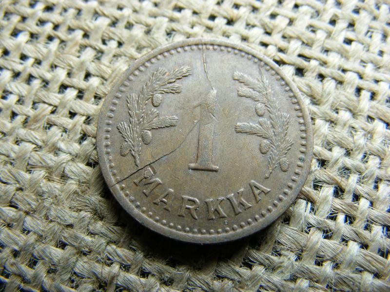 Finnország 1 markka, 1942, verdehibás