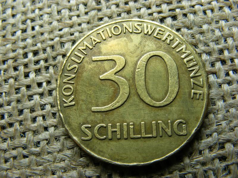 Ausztria 30 Schilling érme, 1990, sárgabarack