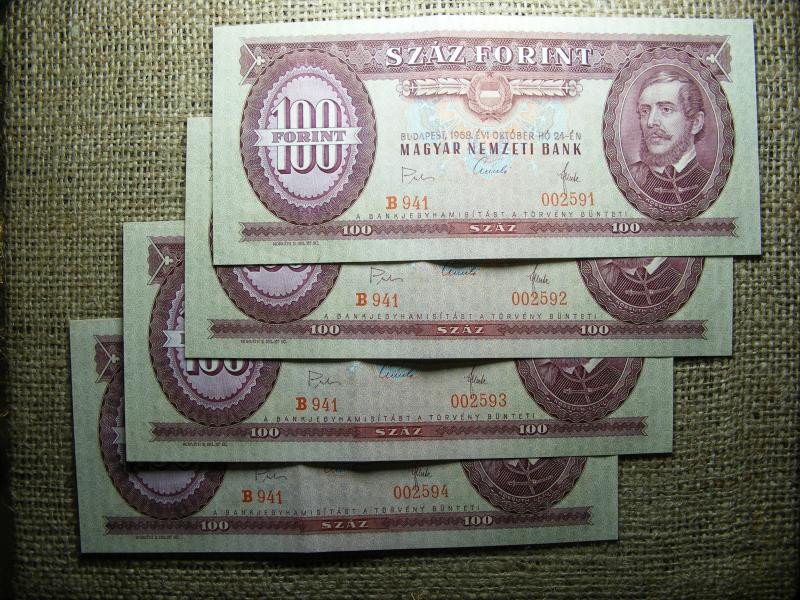100 forintos bankjegy, 1968, kis aláírás, sorszámkövető