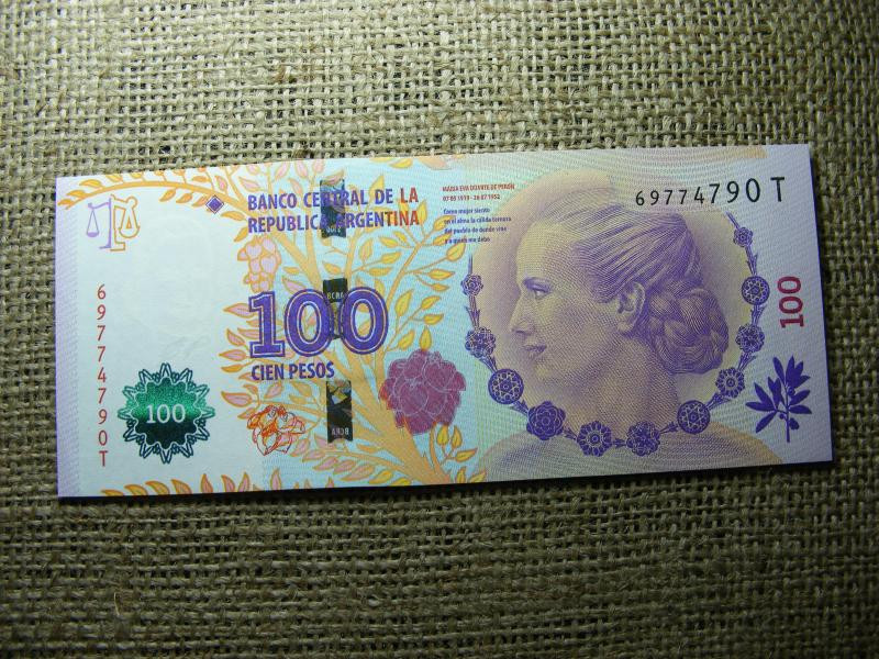 Argentína 100 peso, 2015, UNC