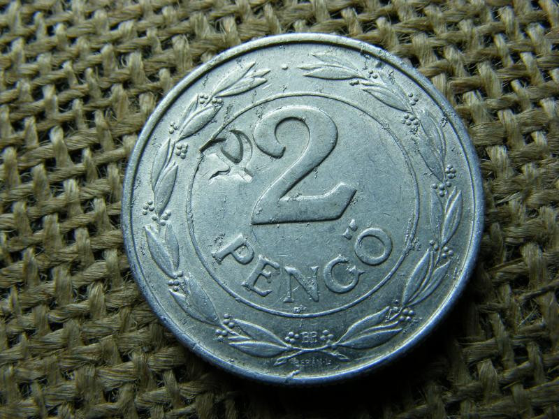 2 pengő, 1941, sarló-kalapács beütés
