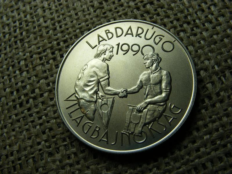 100 forintos érme, 1989, Labdarúgó VB 1990