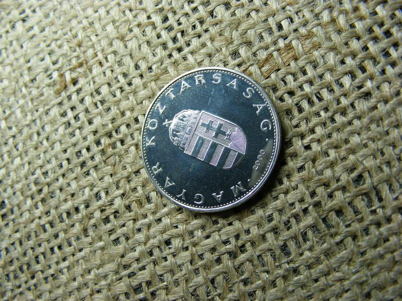 10 Forintos Érme, 2000, BU