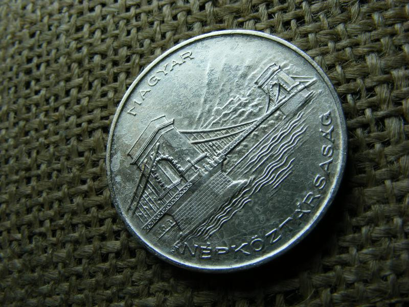 Ezüst 20 forint, 1956, lapkahibás