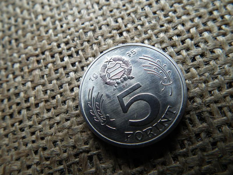 5 forintos érme, 1975