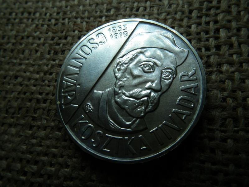 Ezüst 200 forintos érme, 1977