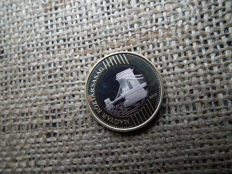200 forintos érme, 2010, PP