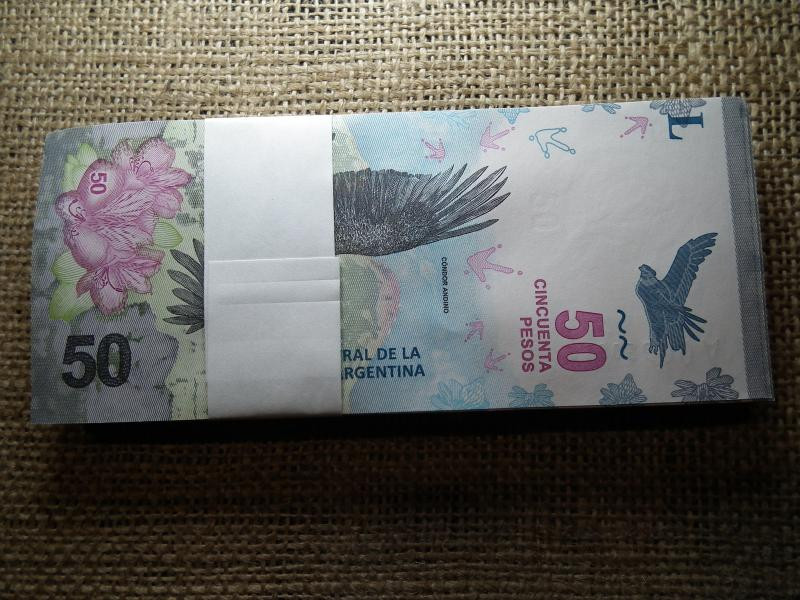 Argentína 50 peso bankjegy, 2018-2020, 100 db, sorszámkövető