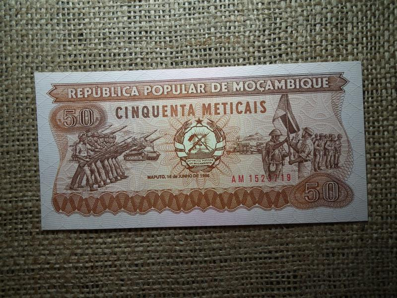 Mozambik 50 meticais, 1986, UNC