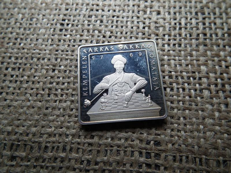 500 forintos érme, 2002, Sakk