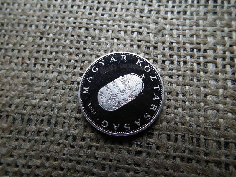 10 forintos érme, 2005, PP