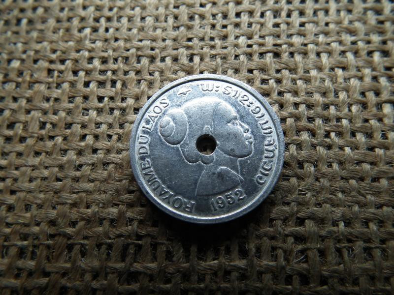 Laosz 10 Cent, 1952, fémpénz